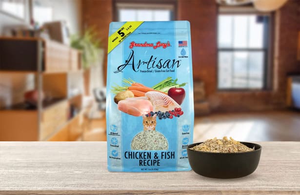 Artisan cat food chicken and fish flavored